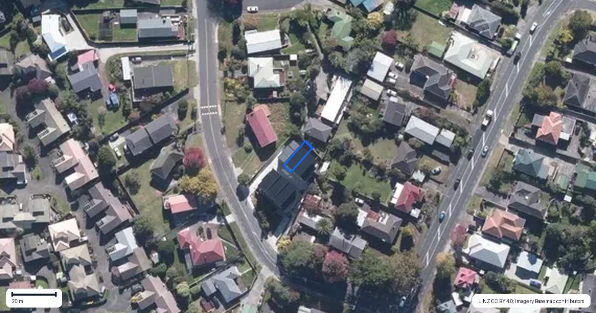 Property context map for 7/128 Vodanovich Road, Te Atatu South, Auckland