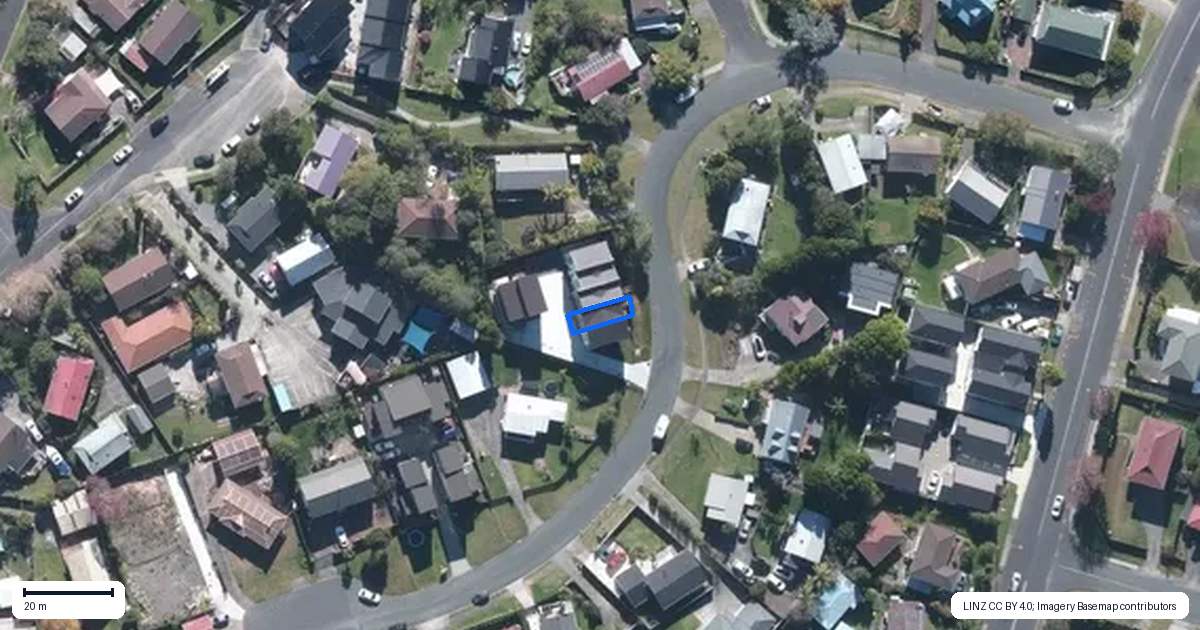 Property context map for 4/13 Crosby Road, West Harbour, Auckland