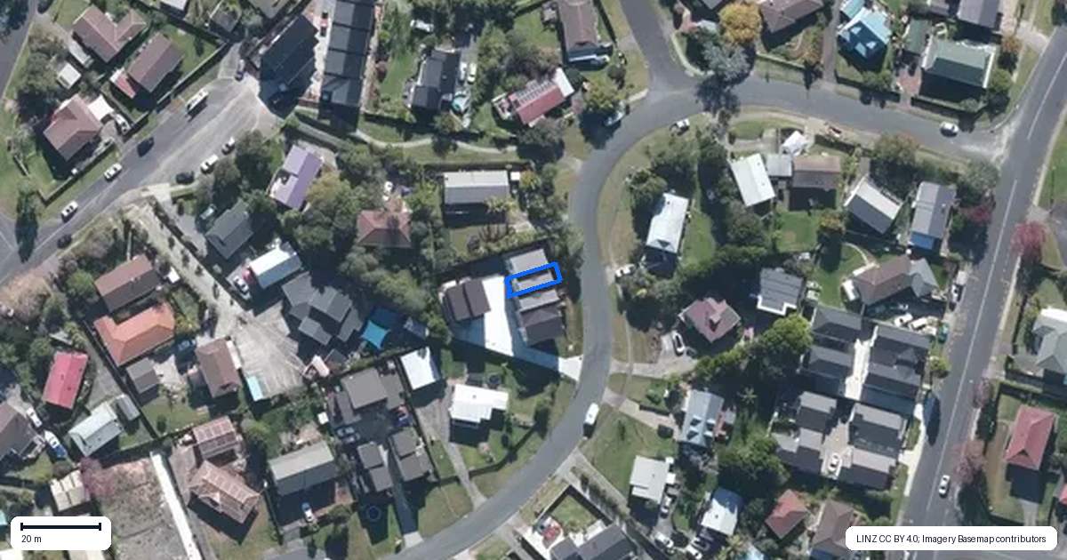 Property context map for 2/13 Crosby Road, West Harbour, Auckland