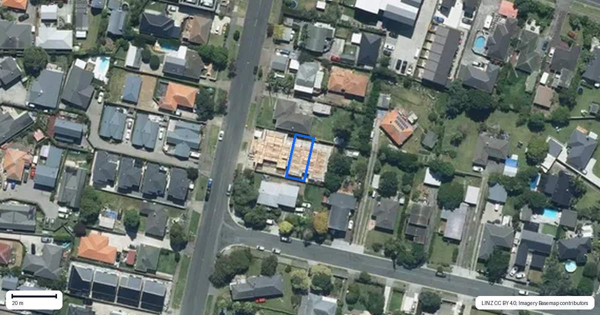 Property context map for 10C Line Road, Glen Innes, Auckland