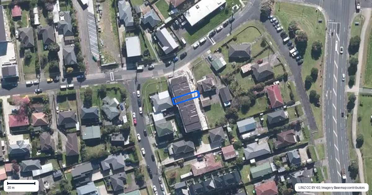 Property context map for 4/4 Toru Street, Te Atatu Peninsula, Auckland