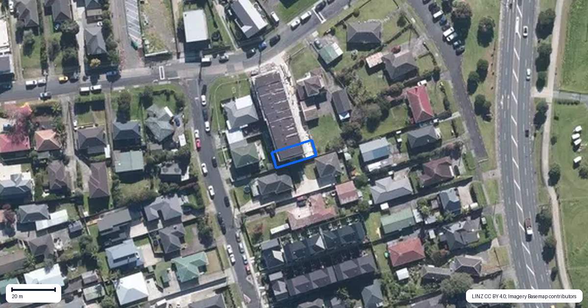 Property context map for 9/4 Toru Street, Te Atatu Peninsula, Auckland