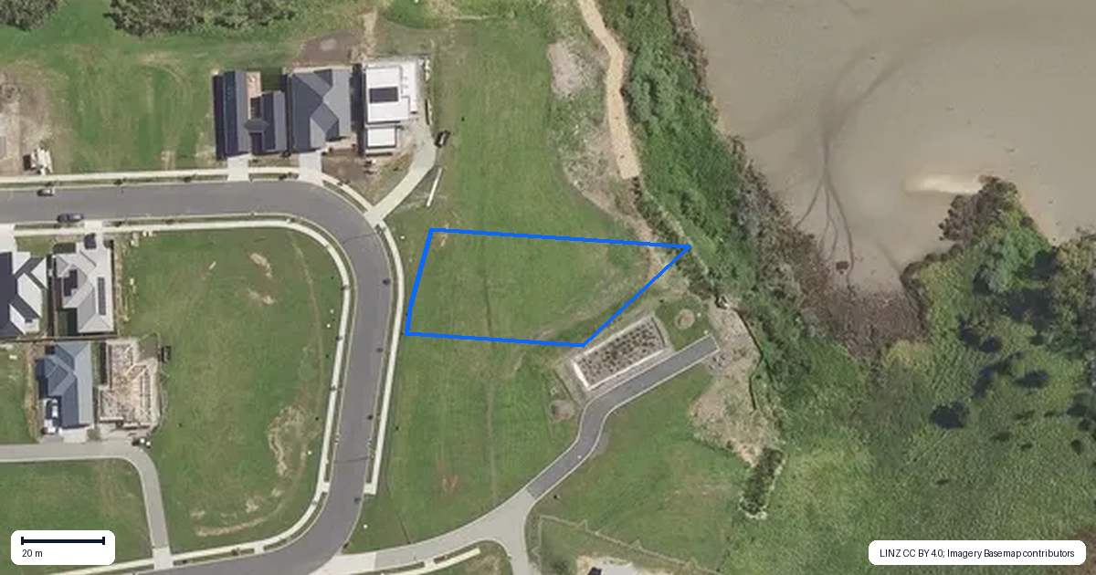 Property context map for 33 Snapper Crescent, Omokoroa