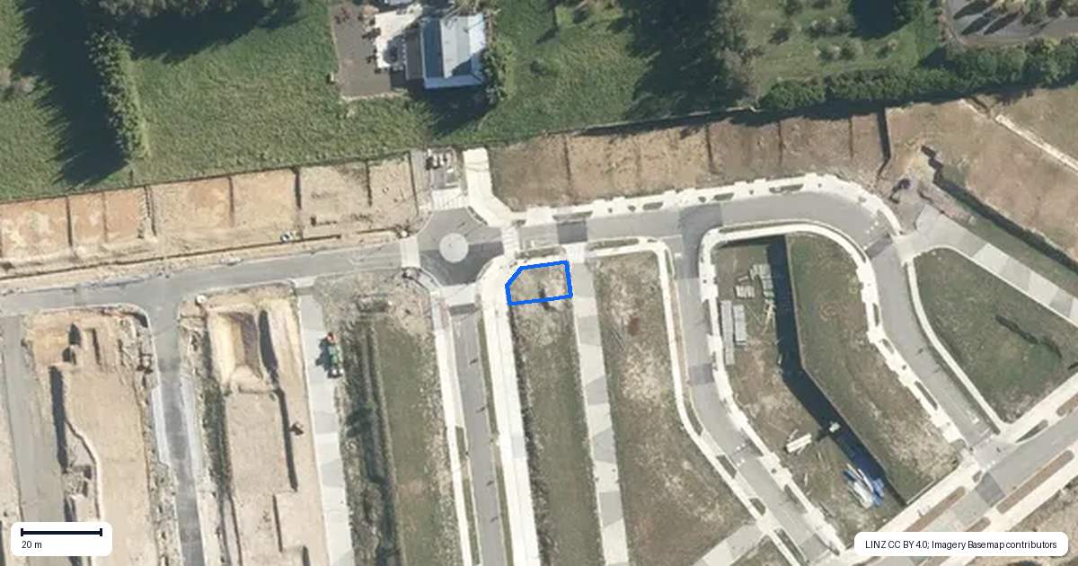 Property context map for 653 Tarapuka Road, Westgate, Auckland