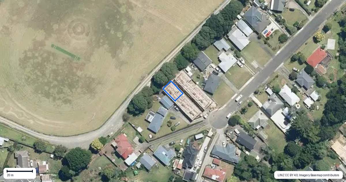 Property context map for 33F Eden Street, Mangere East, Auckland