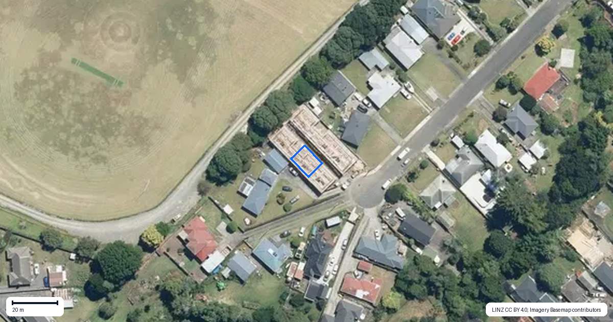 Property context map for 33E Eden Street, Mangere East, Auckland
