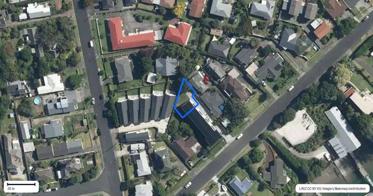 Property context map for 5E Riverview Road, Panmure, Auckland