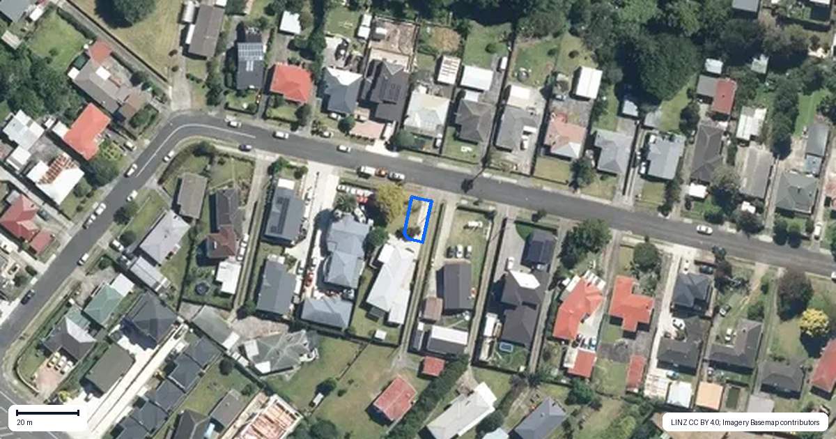 Property context map for 2/11 McLean Avenue, Papatoetoe, Auckland