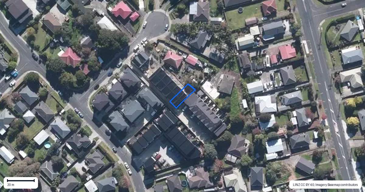 Property context map for 7F Gladfield Lane, Te Atatu Peninsula, Auckland