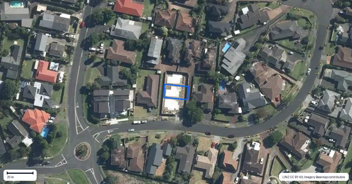 Property context map for 8A Britannia Place, Half Moon Bay, Auckland