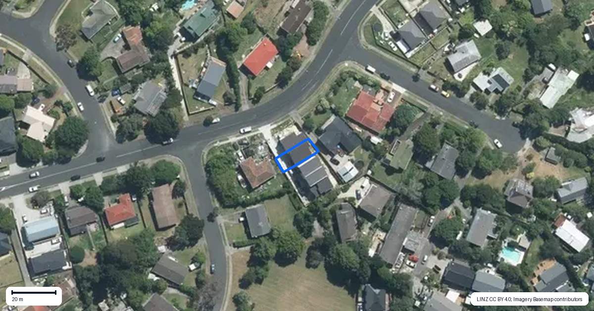 Property context map for 49B Oaktree Avenue, Browns Bay, Auckland