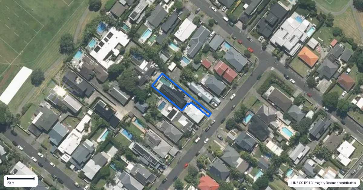 Property context map for 32 Edgars Road, Westmere, Auckland