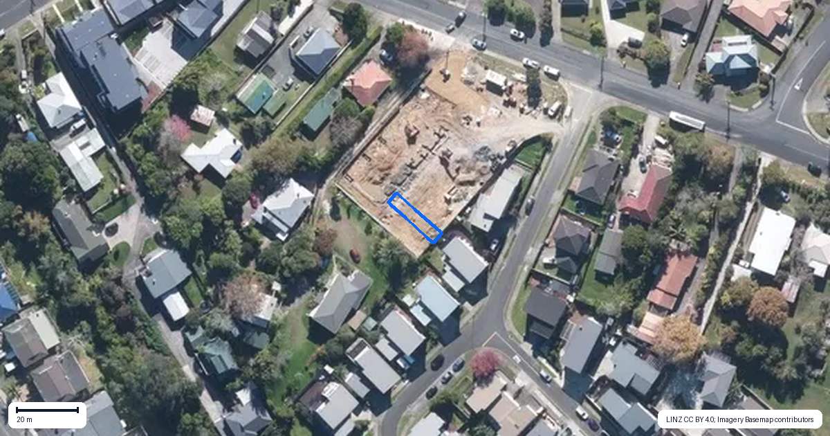 Property context map for 11/23 Awaroa Road, Sunnyvale, Auckland