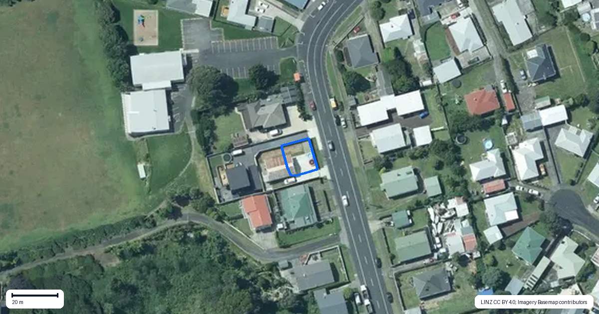 Property context map for 140 Ngamotu Road, Spotswood, New Plymouth