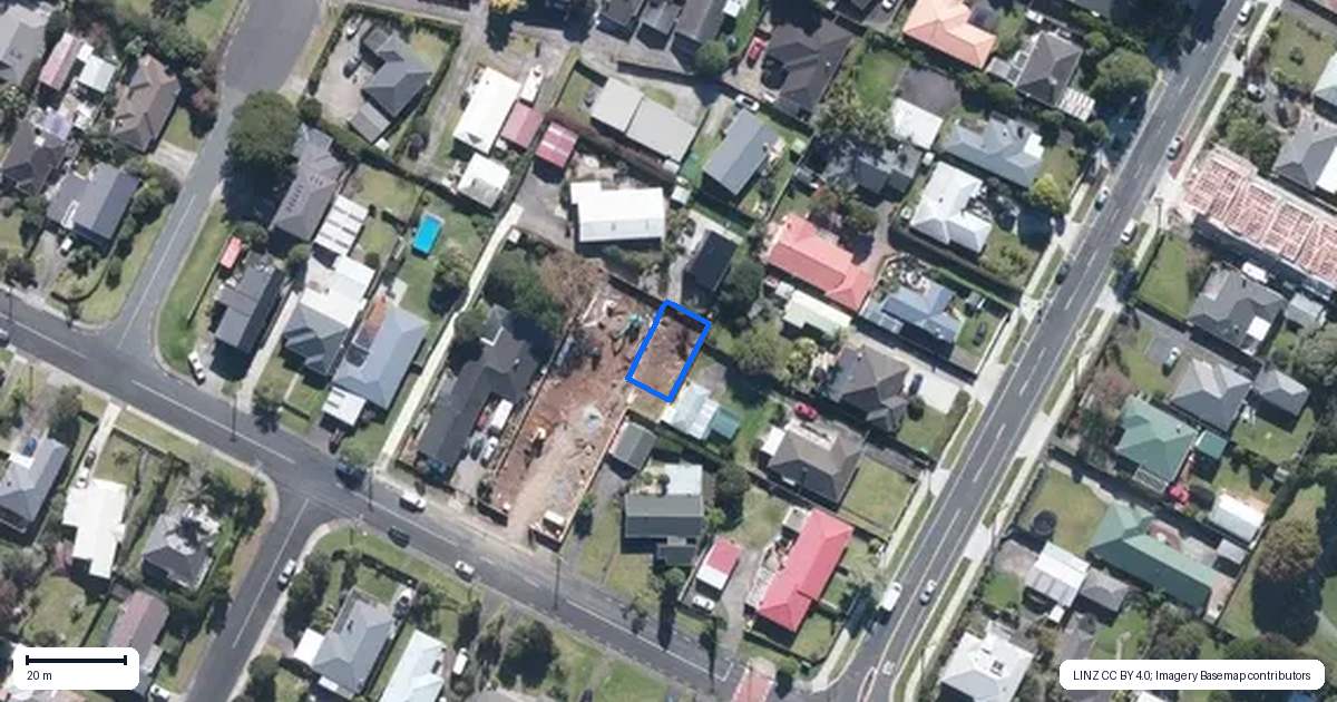 Property context map for 9/109 Taikata Road, Te Atatu Peninsula, Auckland