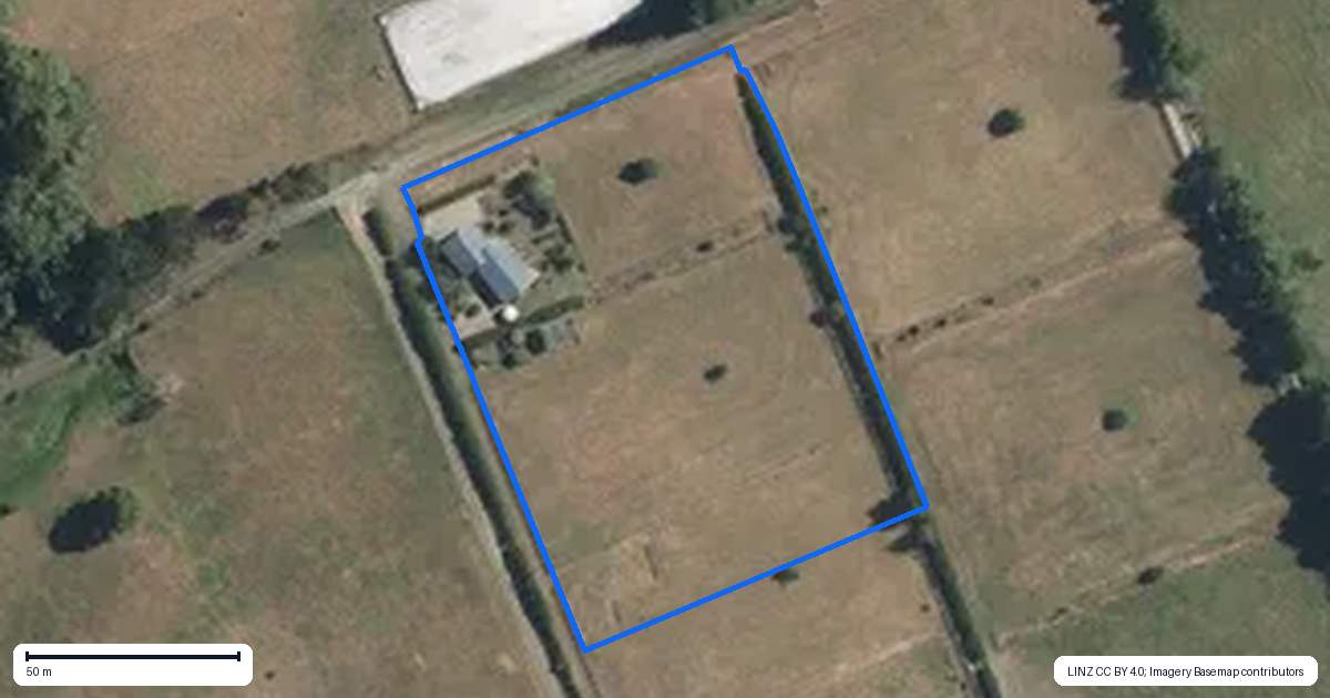 Property context map for 39 Farrand Road, Kumeu