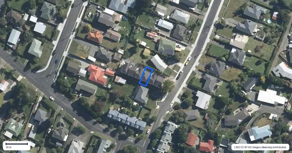 Property context map for 21C Laura Street, Kelston, Auckland