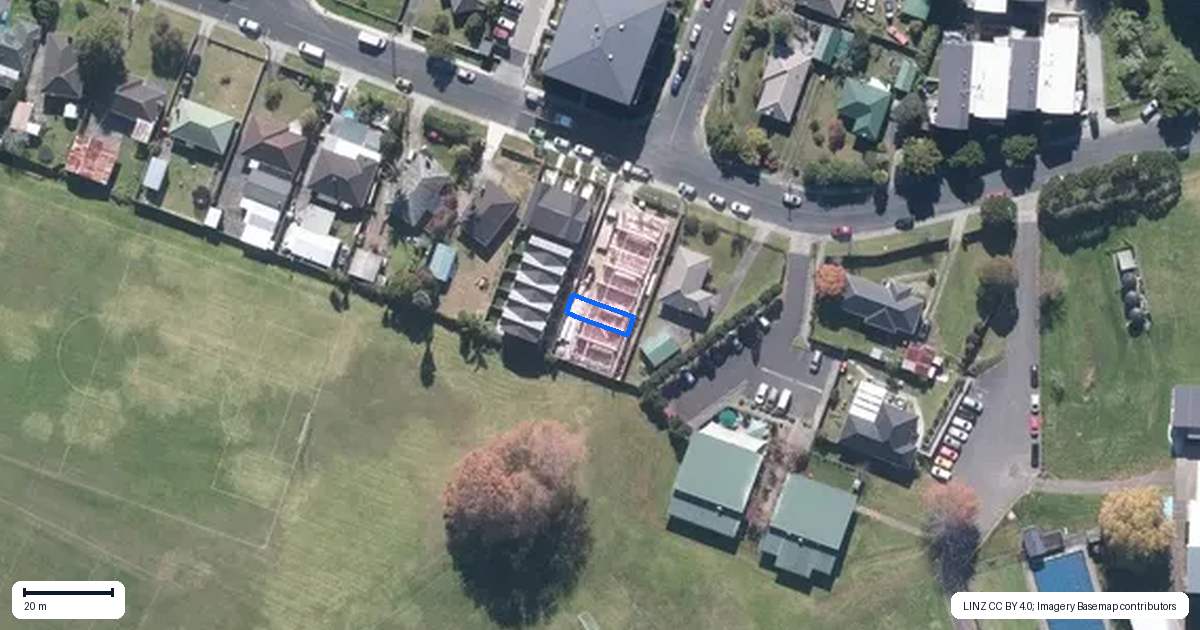 Property context map for 6/26 Smythe Road, Henderson, Auckland