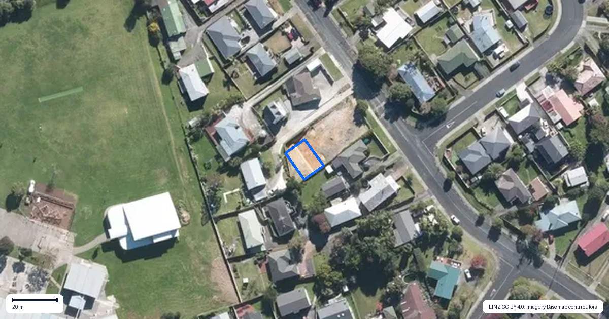 Property context map for 52E Lauderdale Road, Birkdale, Auckland