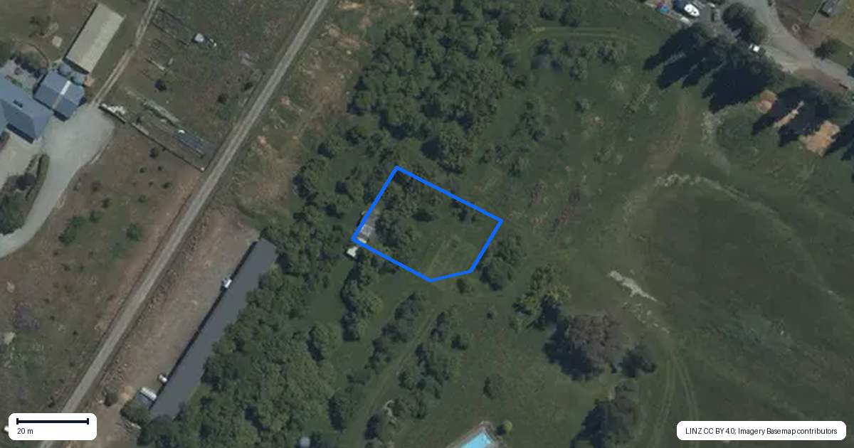 Property context map for 7 Applewood Place, Wanaka