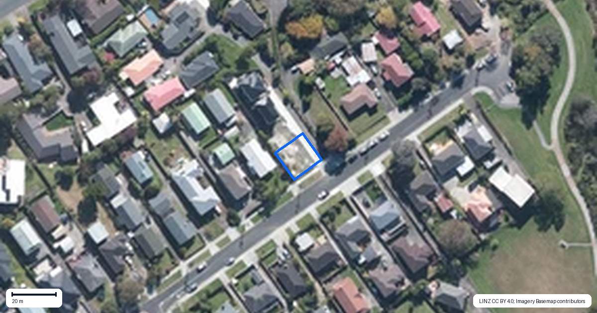 Property context map for 96C Roberts Road, Te Atatu South, Auckland