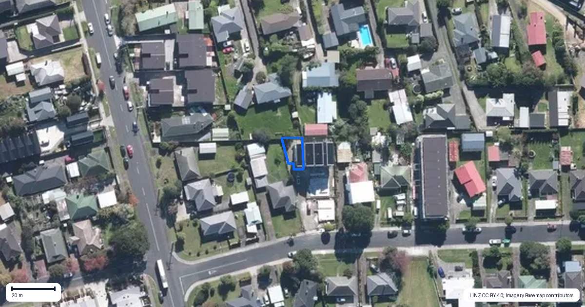 Property context map for 5/5 Hereford Street, Te Atatu Peninsula, Auckland
