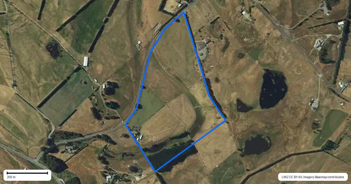 Property context map for 50 Kakapo Road, Te Anau