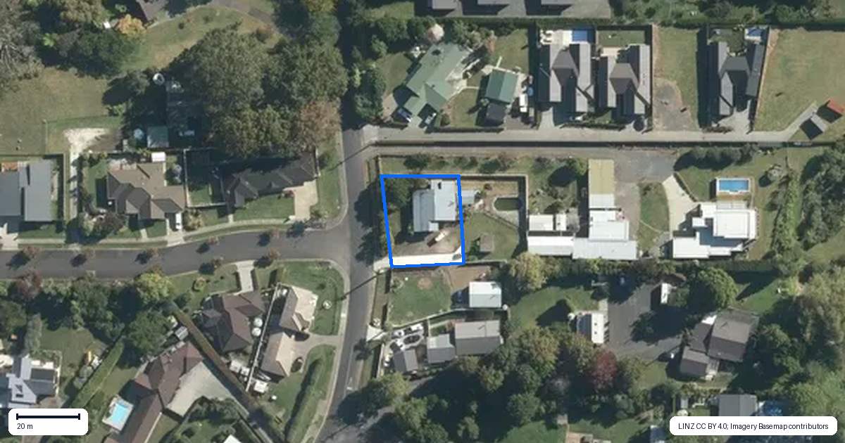 Property context map for 5 Cobblers Lane, Riverhead