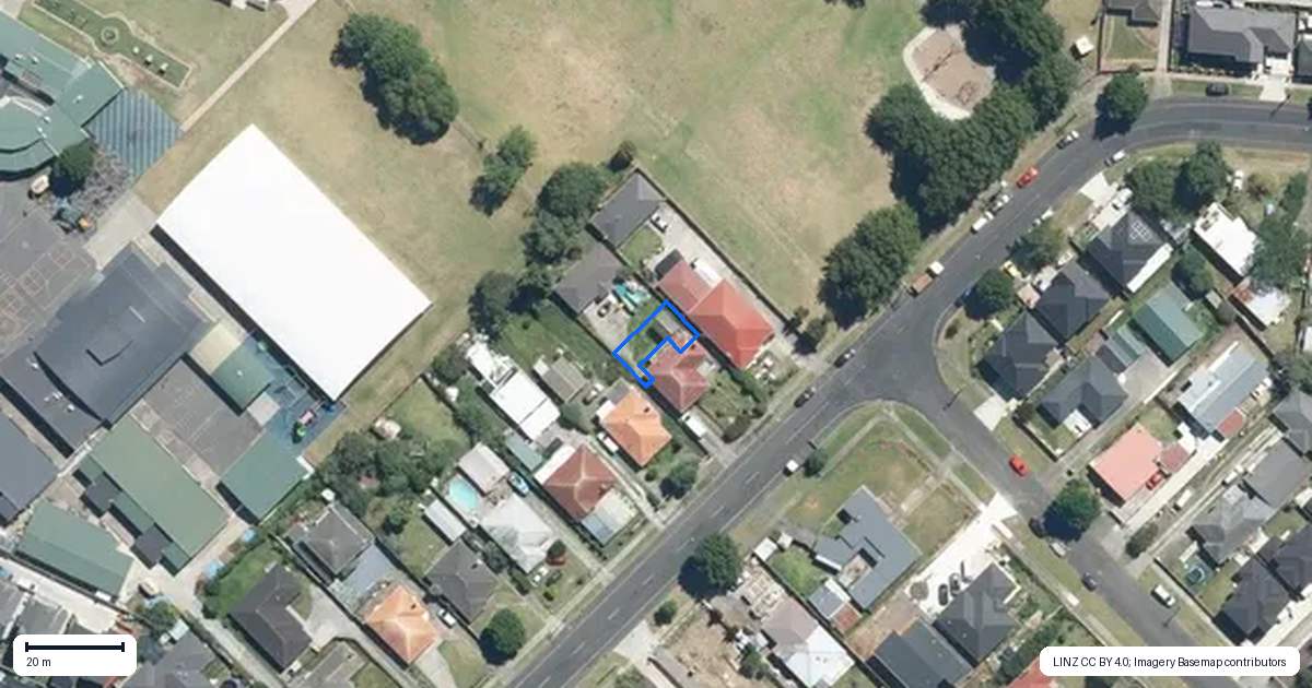 Property context map for 2/33 Milton Road, Papatoetoe, Auckland