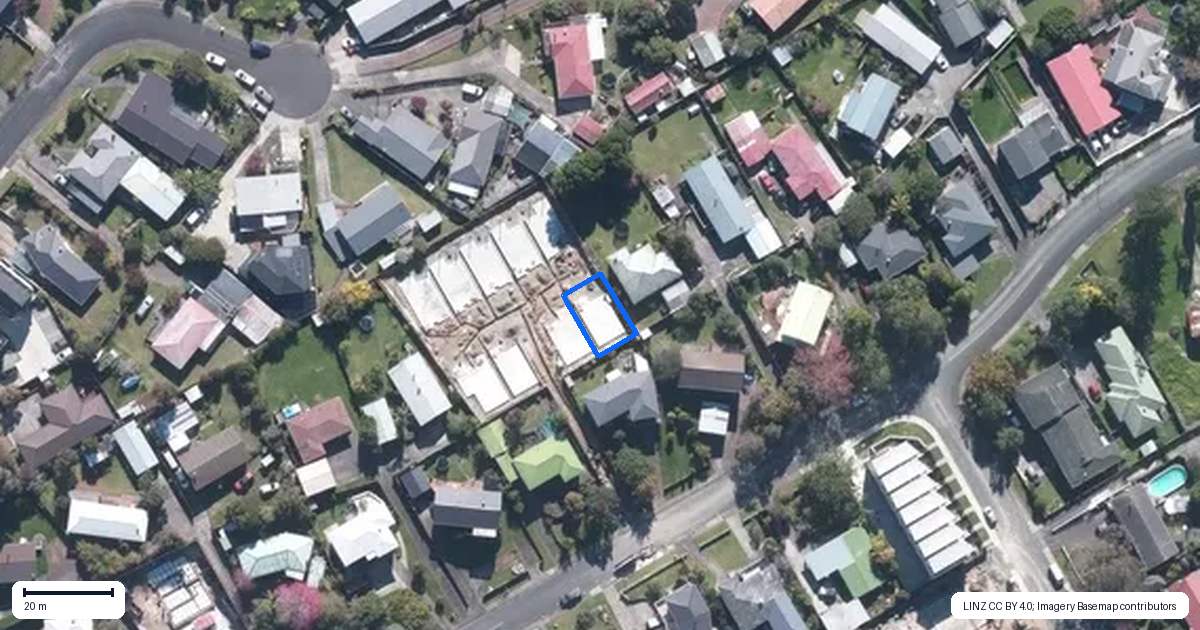 Property context map for 28D Dellwood Avenue, Henderson, Auckland