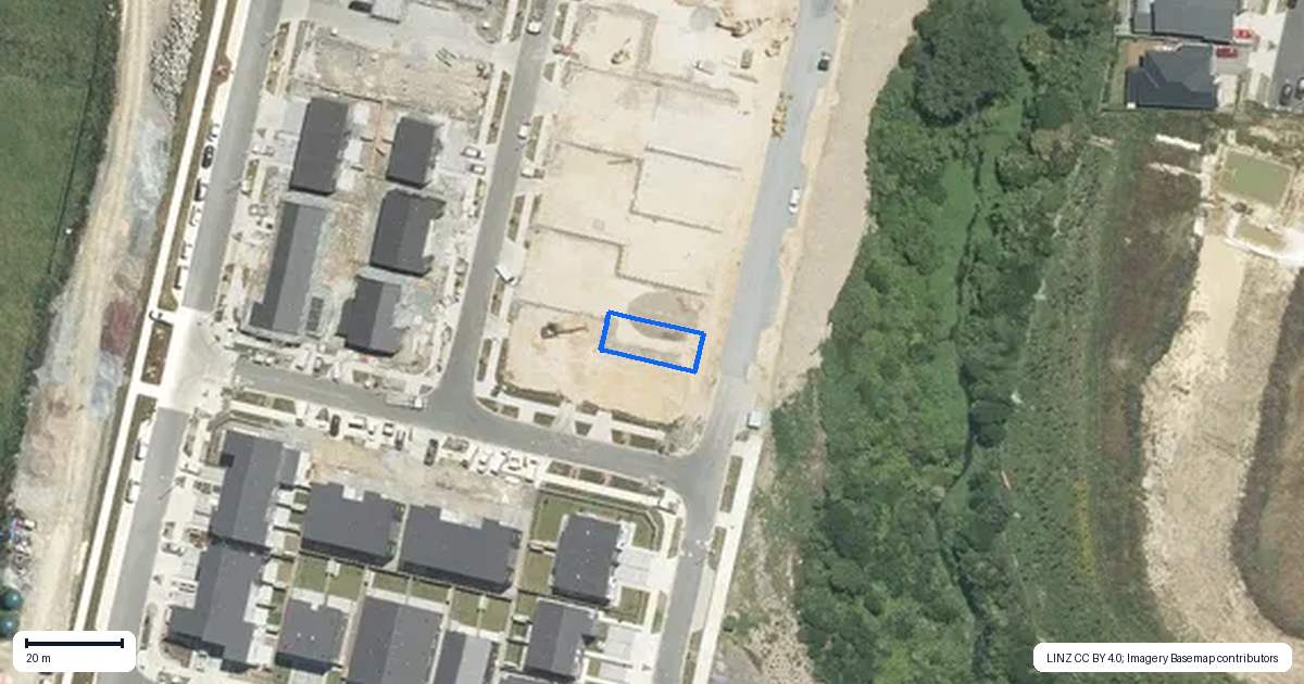 Property context map for 24 Koura Road, Flat Bush, Auckland