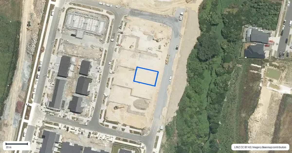 Property context map for 30 Koura Road, Flat Bush, Auckland