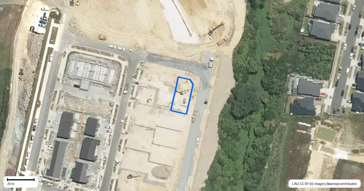 Property context map for 34 Koura Road, Flat Bush, Auckland