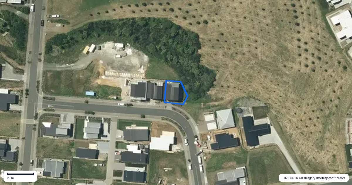 Property context map for 10 Koohunga Street, Raglan