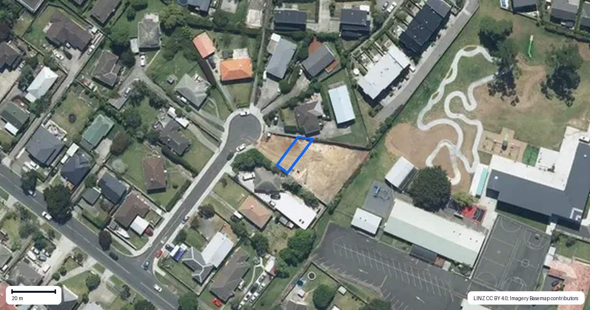 Property context map for 2/7 Cintra Place, Glen Innes, Auckland