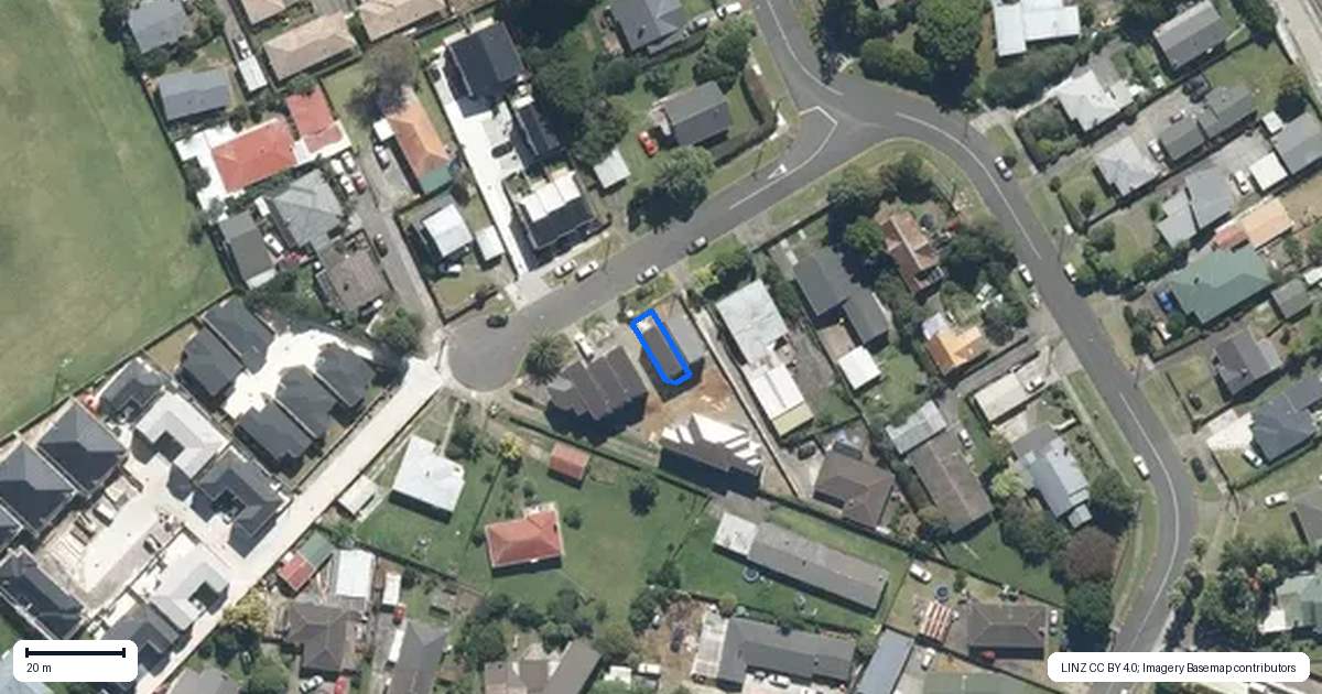 Property context map for 2/5 Thompson Street, Mangere East, Auckland