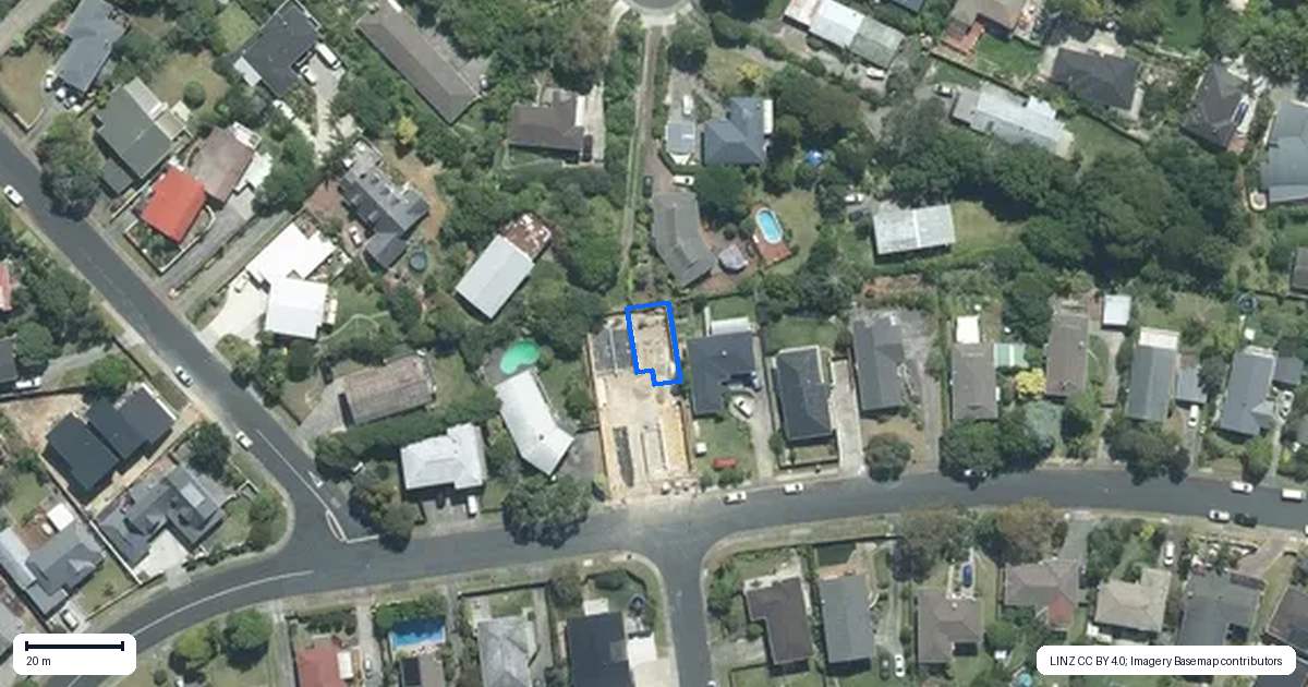 Property context map for 72D Weatherly Road, Torbay, Auckland
