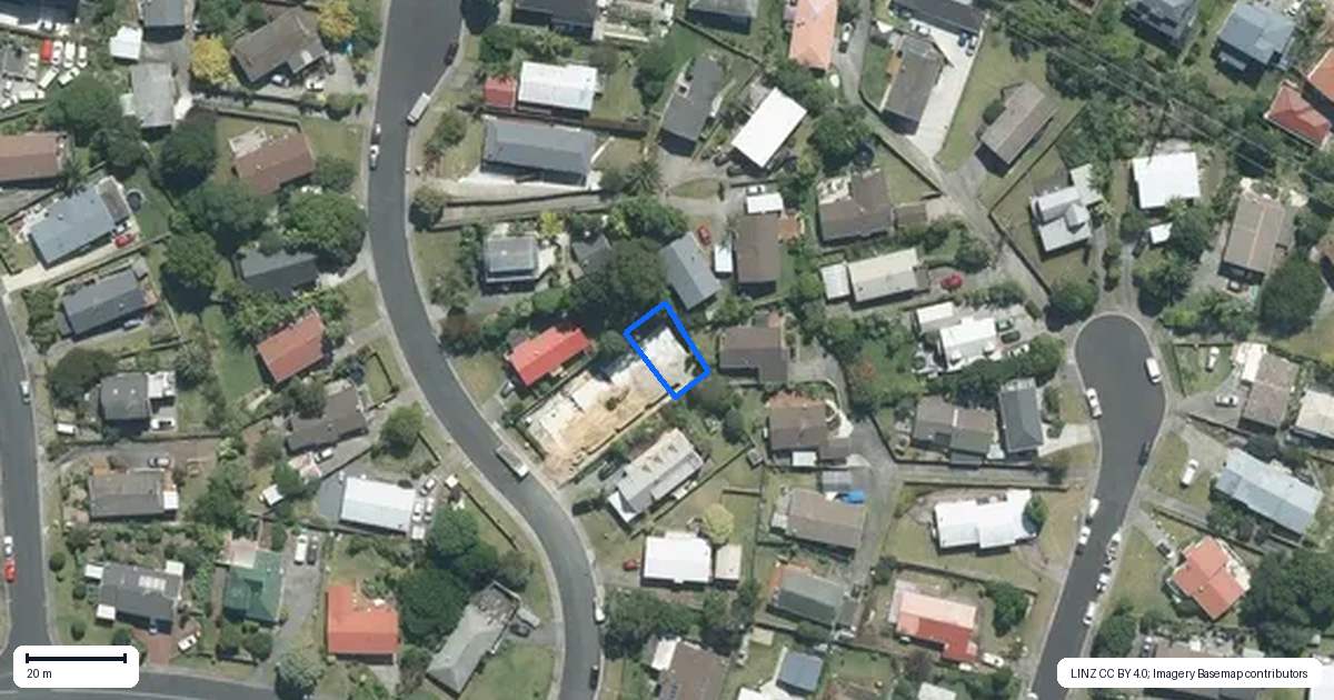 Property context map for 7D Thalia Place, Totara Vale, Auckland
