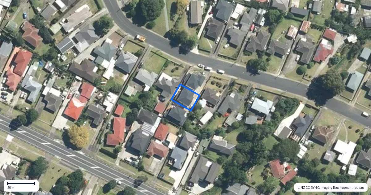 Property context map for 42A Hallberry Road, Mangere East, Auckland