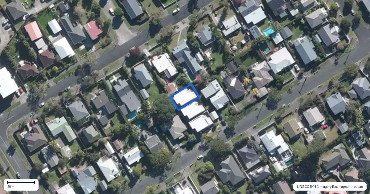 Property context map for 43C Miller Street, Point Chevalier, Auckland