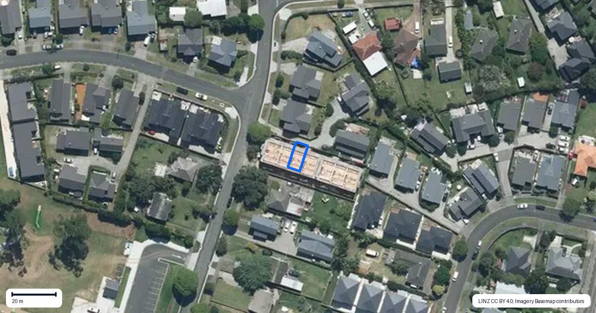 Property context map for 3/80 Castledine Crescent, Glen Innes, Auckland
