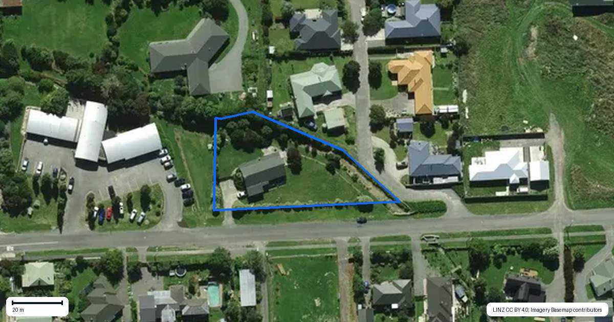 Property context map for 11 Osborne Road, Amberley