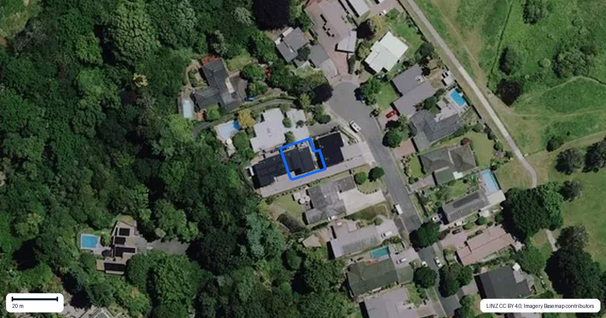 Property context map for 2/13 McInnes Place, Queenwood, Hamilton