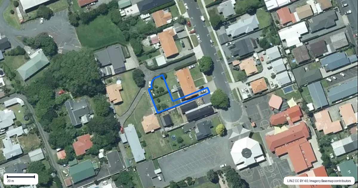 Property context map for 16B Clinton Street, Fitzroy, New Plymouth
