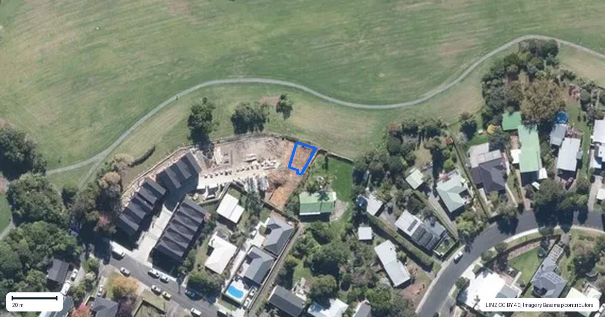 Property context map for 3/49 Taipari Road, Te Atatu Peninsula, Auckland