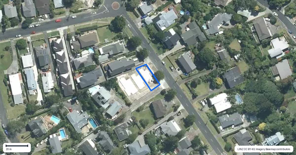 Property context map for 32A Lyons Avenue, Murrays Bay, Auckland