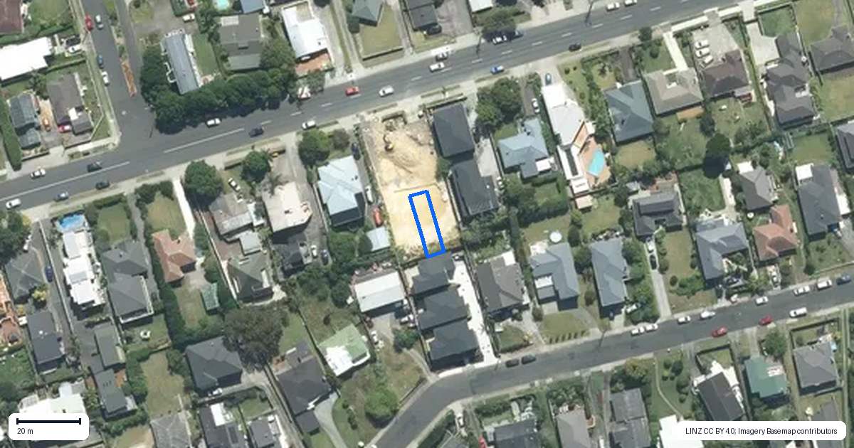 Property context map for 23E Pupuke Road, Birkenhead, Auckland