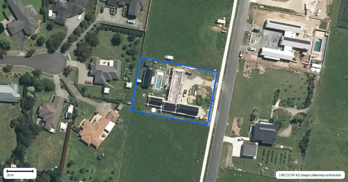 Property context map for 42 Te Mara Drive, Leamington, Cambridge