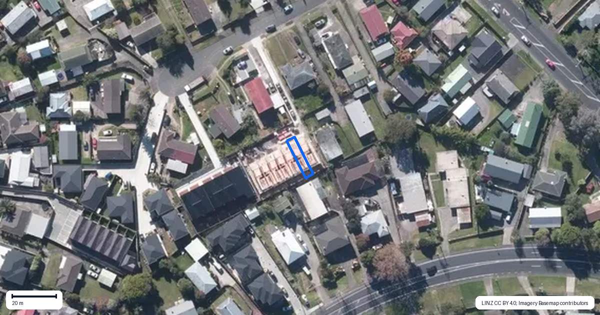 Property context map for 2/14 Sabot Place, Massey, Auckland