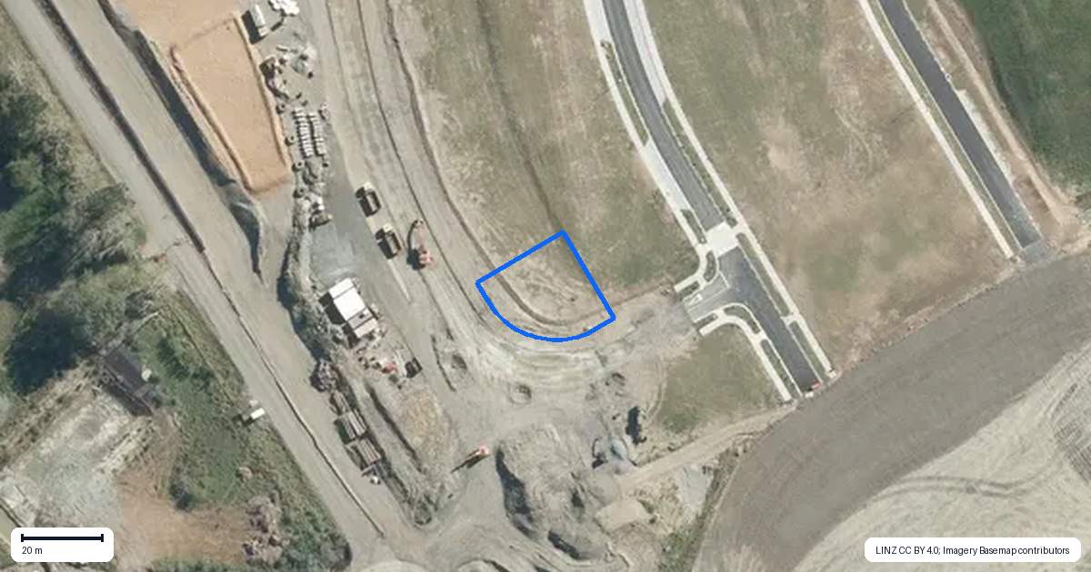 Property context map for 73 Tukutata Crescent, Wainui